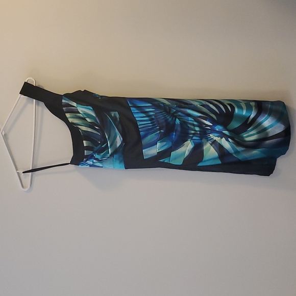 One-shoulder dress - Picture 1 of 2